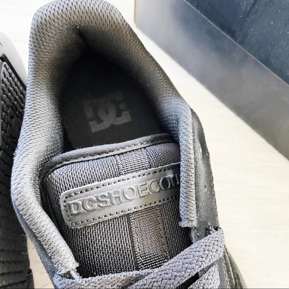 NEW DC Penza Black on Black Suede Skate Shoes Sneakers Size 10 - Picture 5 of 7